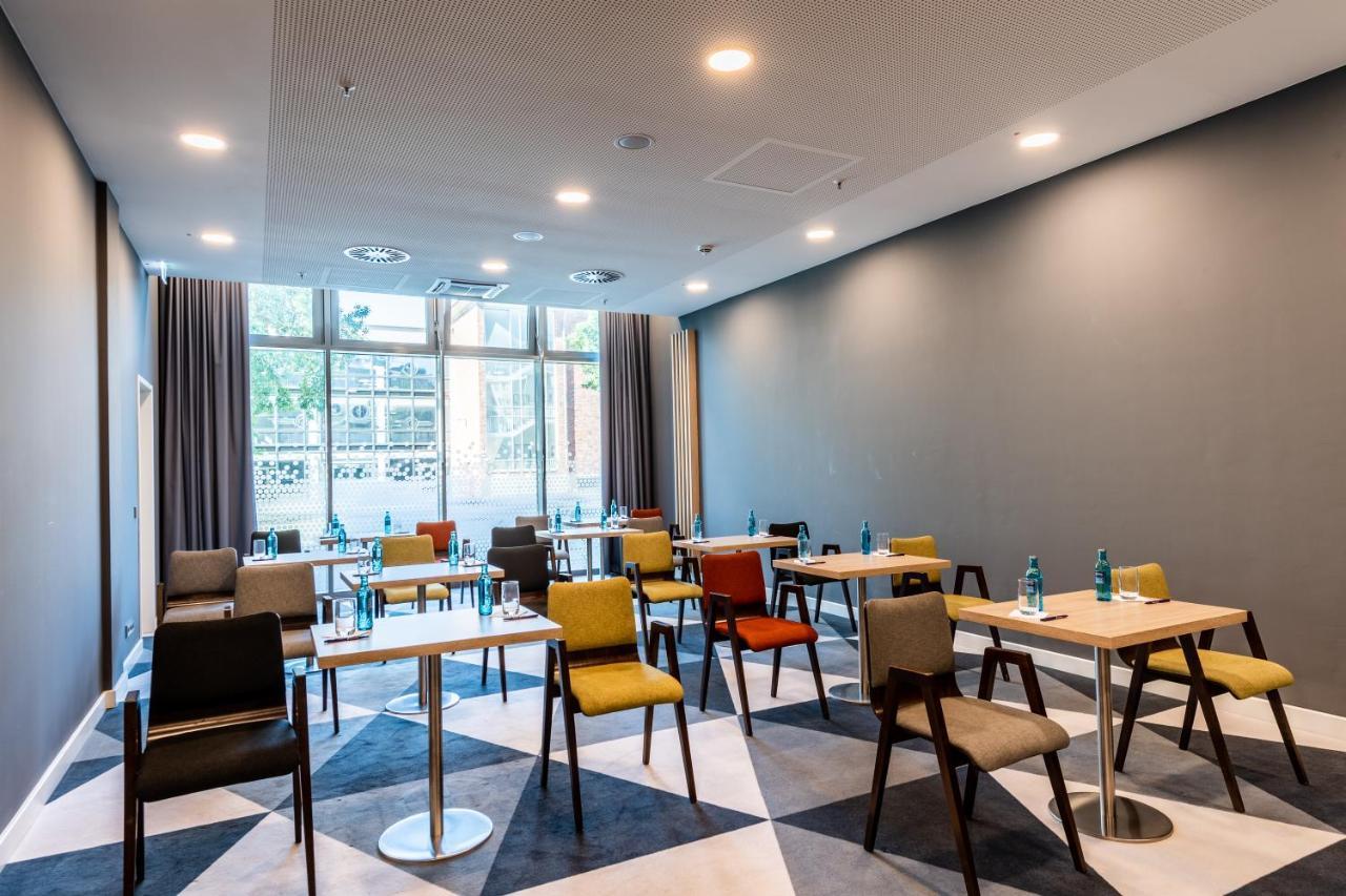 Premier Inn Koeln City Sued Luaran gambar